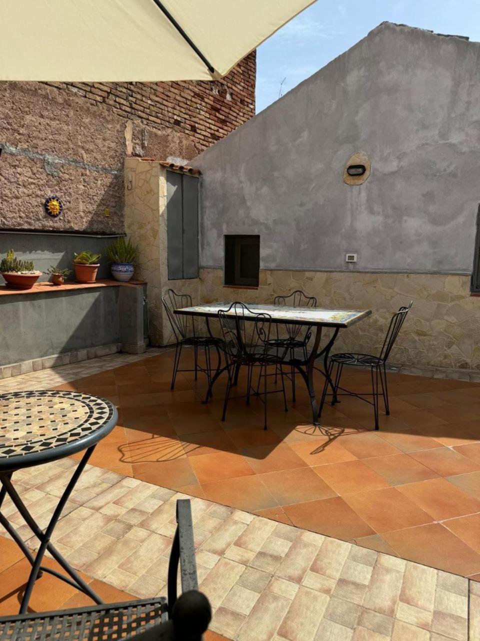 Appartement La Casa Del Mulino à Catane Extérieur photo